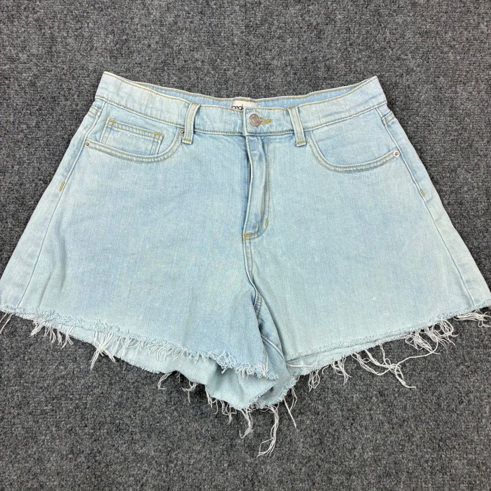 Sneak Peek Light Wash Frayed Raw Hem High Rise Denim Shorts Womens Size Medium